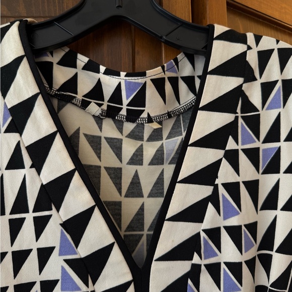 Geometric Patterned Dress - Picture 3 of 3